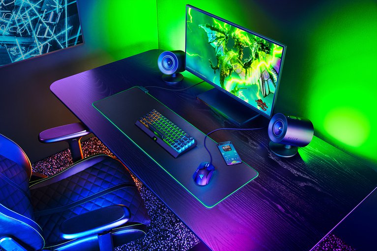 Razer Nommo V2 -view 1
