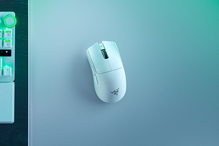 Razer Viper V4 Pro - White -view 1