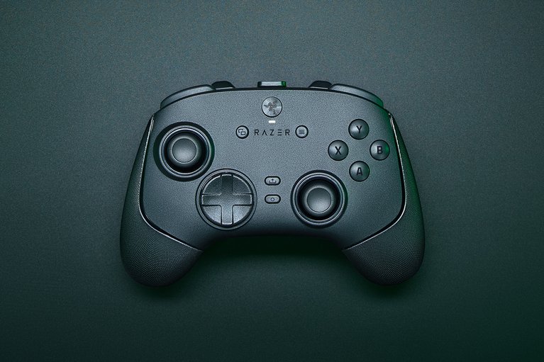 Razer Wolverine V3 Pro 8K PC - Nero -view 1