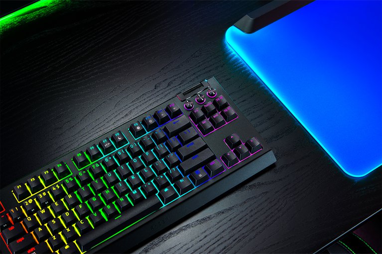 Razer BlackWidow V4 Tenkeyless HyperSpeed - 오렌지 스위치 - KR - 1 보기