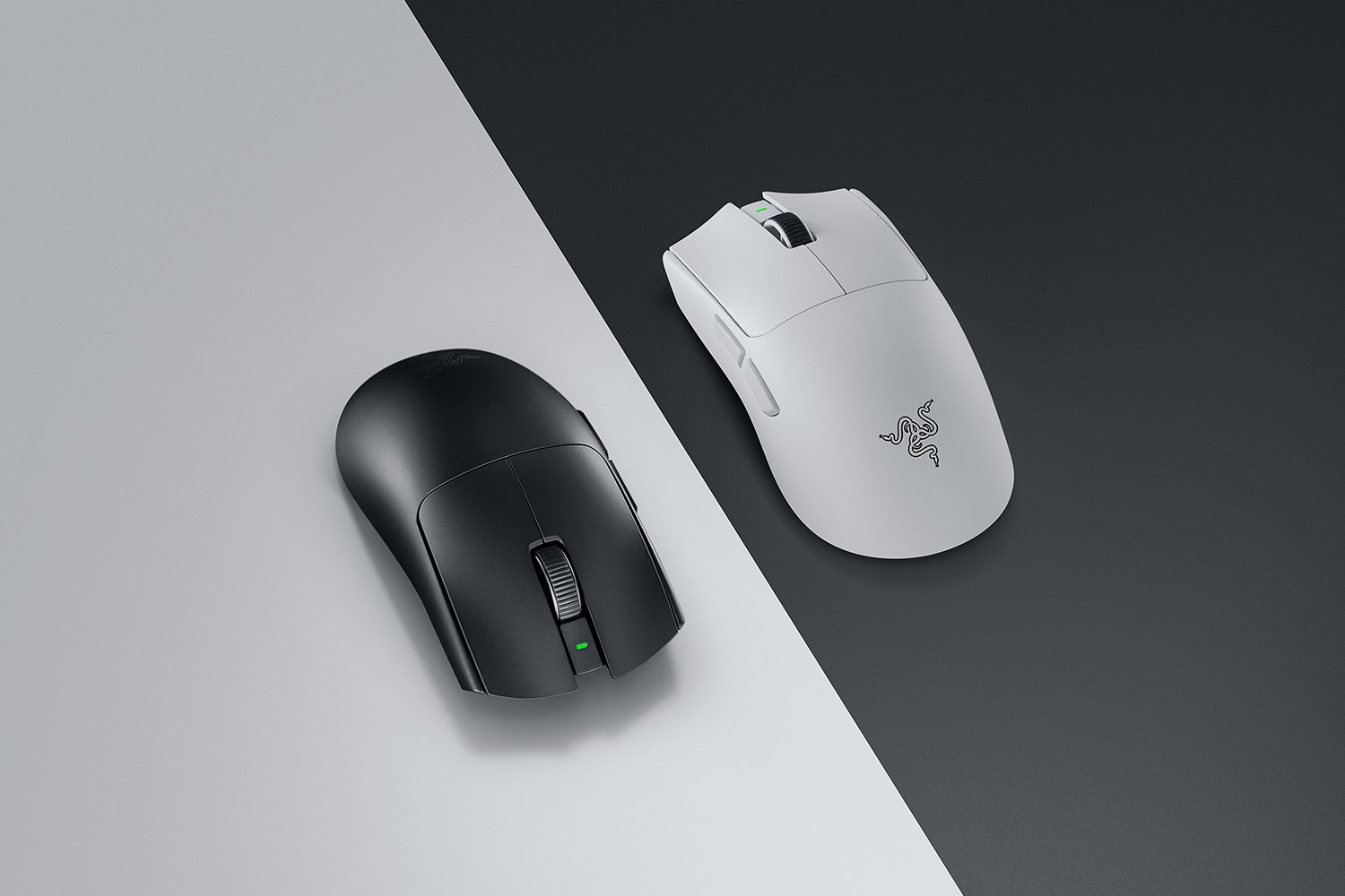 Razer Viper V4 Pro - White