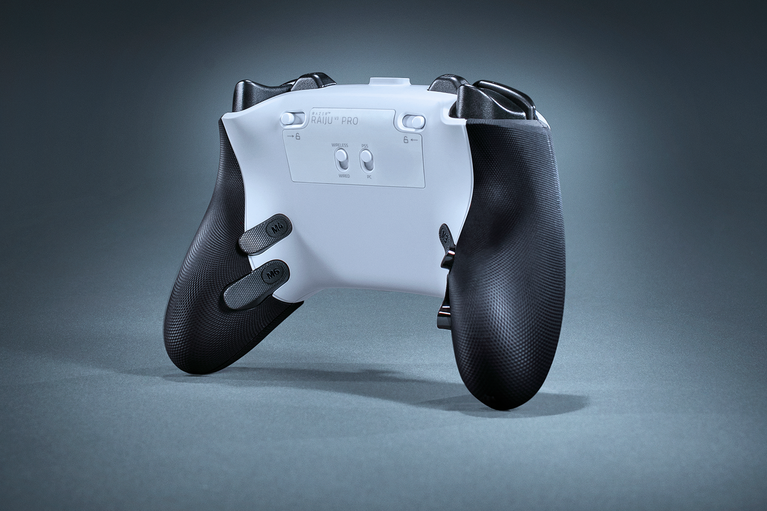 Razer Raiju V3 Pro - 白 - 1 を表示