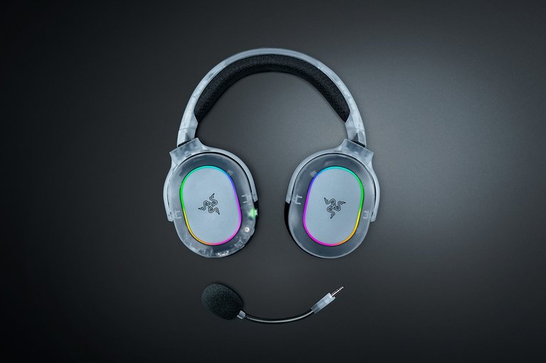 Razer Barracuda X Chroma - Phantom White Edition -view 1