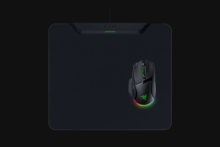 Razer Basilisk V4 Pro - Black + HyperFlux V2 Wireless Charging System - Hard Edition -view 1