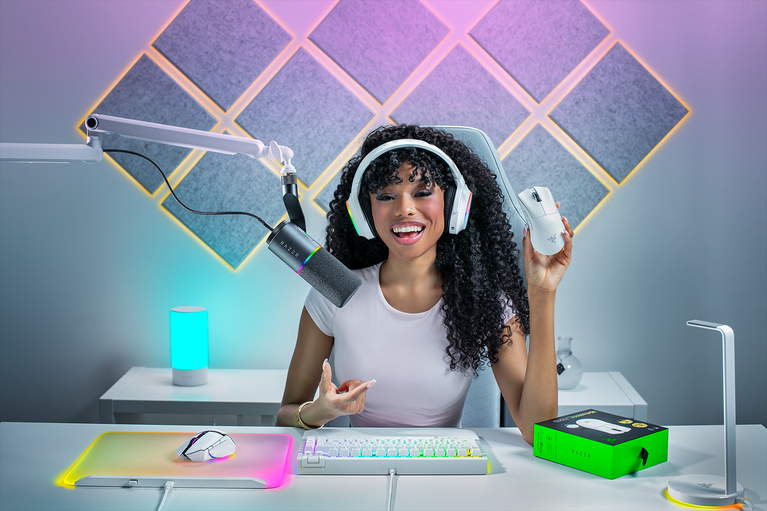 Razer Seiren V3 Pro -view 1