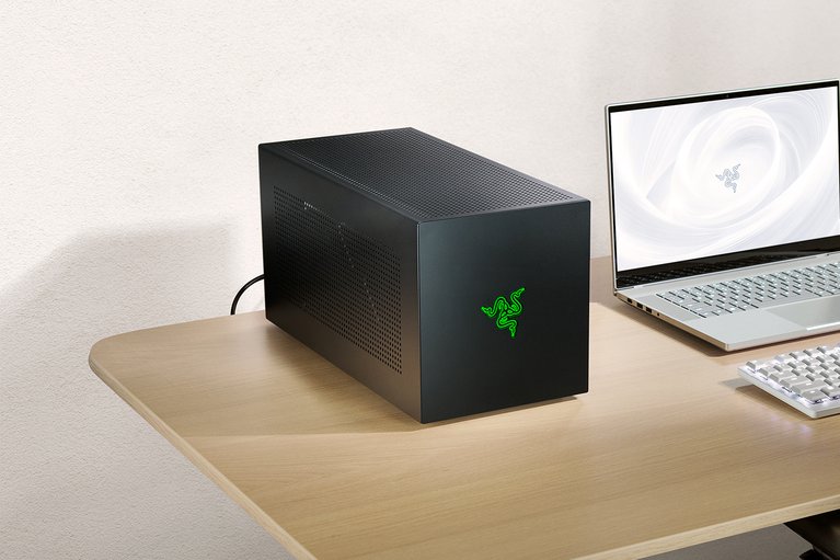 Razer Core X V2 -view 1