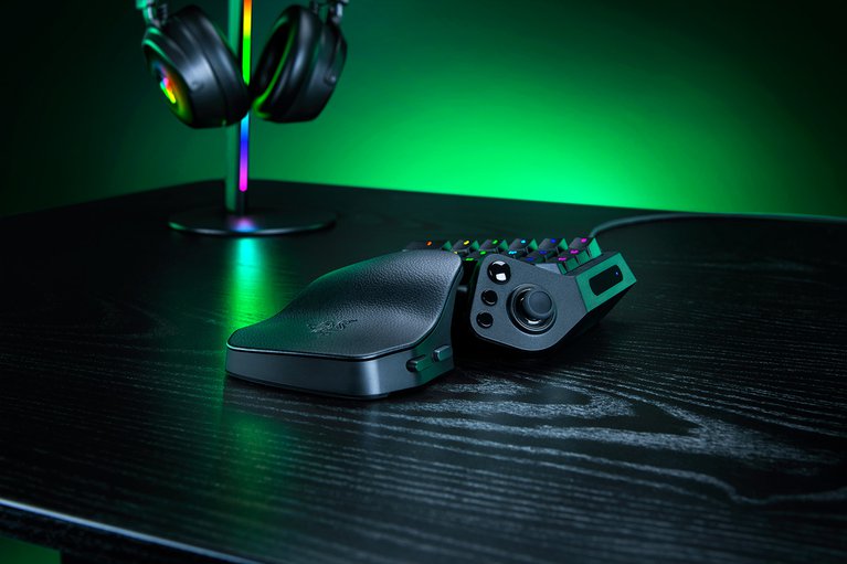 Razer Tartarus V2 Pro -view 1