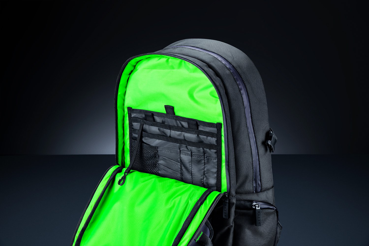 15 Zoll Laptop Tasche Razer Rogue 15 Backpack V3 Chromatic Edition