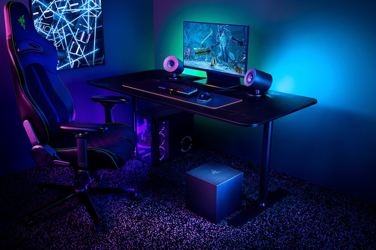 Razer Nommo V2 -view 1