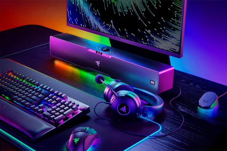 Razer Leviathan V2 Pro -view 1