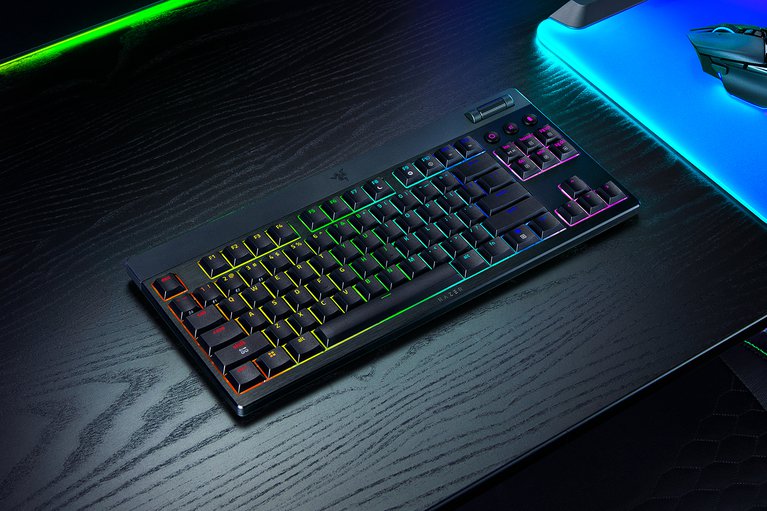 Razer BlackWidow V4 Low-Profile Tenkeyless HyperSpeed - Switch verdi - US -view 1