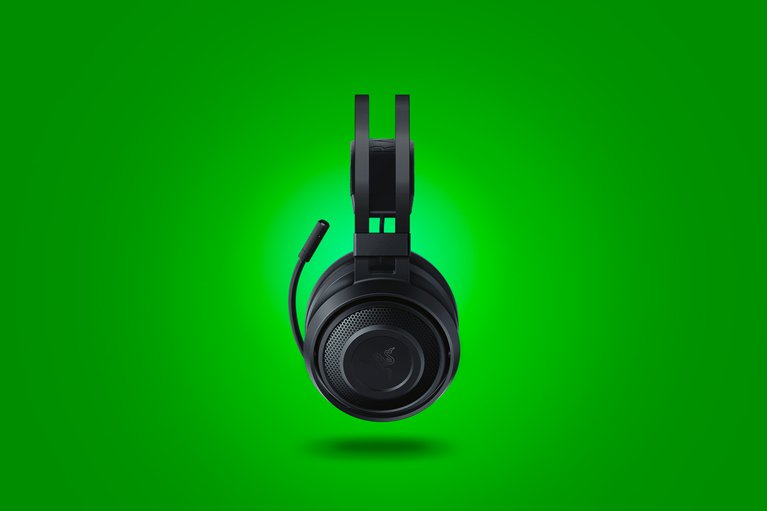 Razer Nari Essential - Green Background with Light (Side View)
