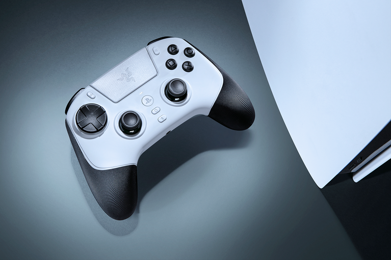 Razer Raiju V3 Pro - 白 - 1 を表示